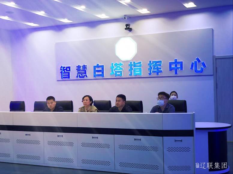 大连市金普新区商务局刘辉荣局长一行光临J9集团国际站集团调查