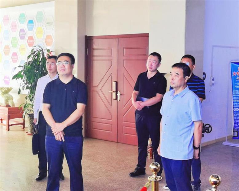 辽阳市白塔区委书记缪万举光临J9集团国际站信息调研领导